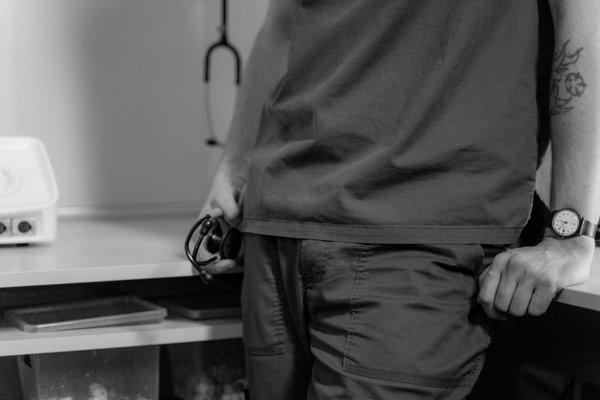 Les origines et impacts de la scoliose pédiatrique : Ce que les parents doivent savoir